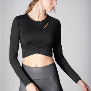 Michi glow wrap top black size small